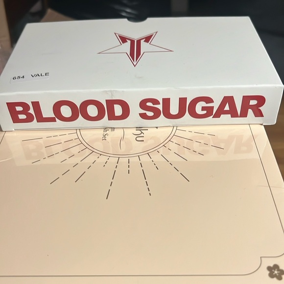 Jeffree Star Blood Sugar eyeshadow palette, new - Picture 4 of 6